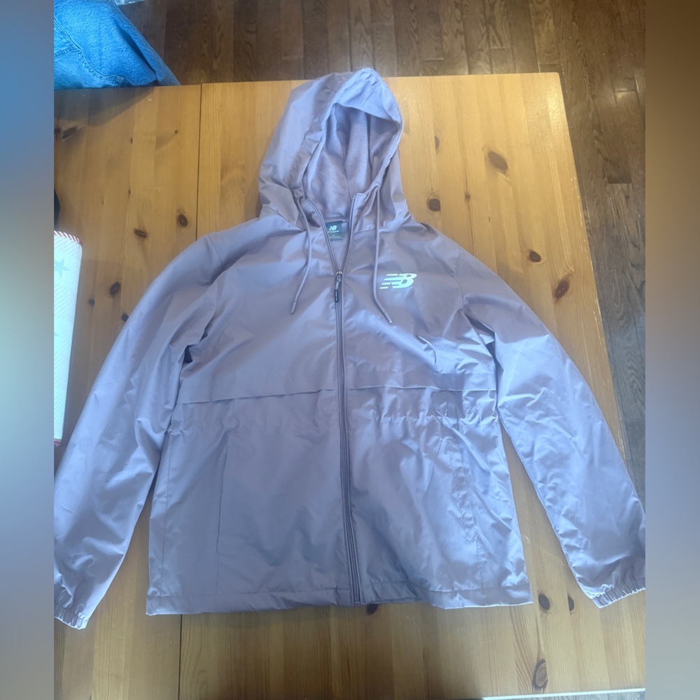 New Balance Hooded Wind Breaker